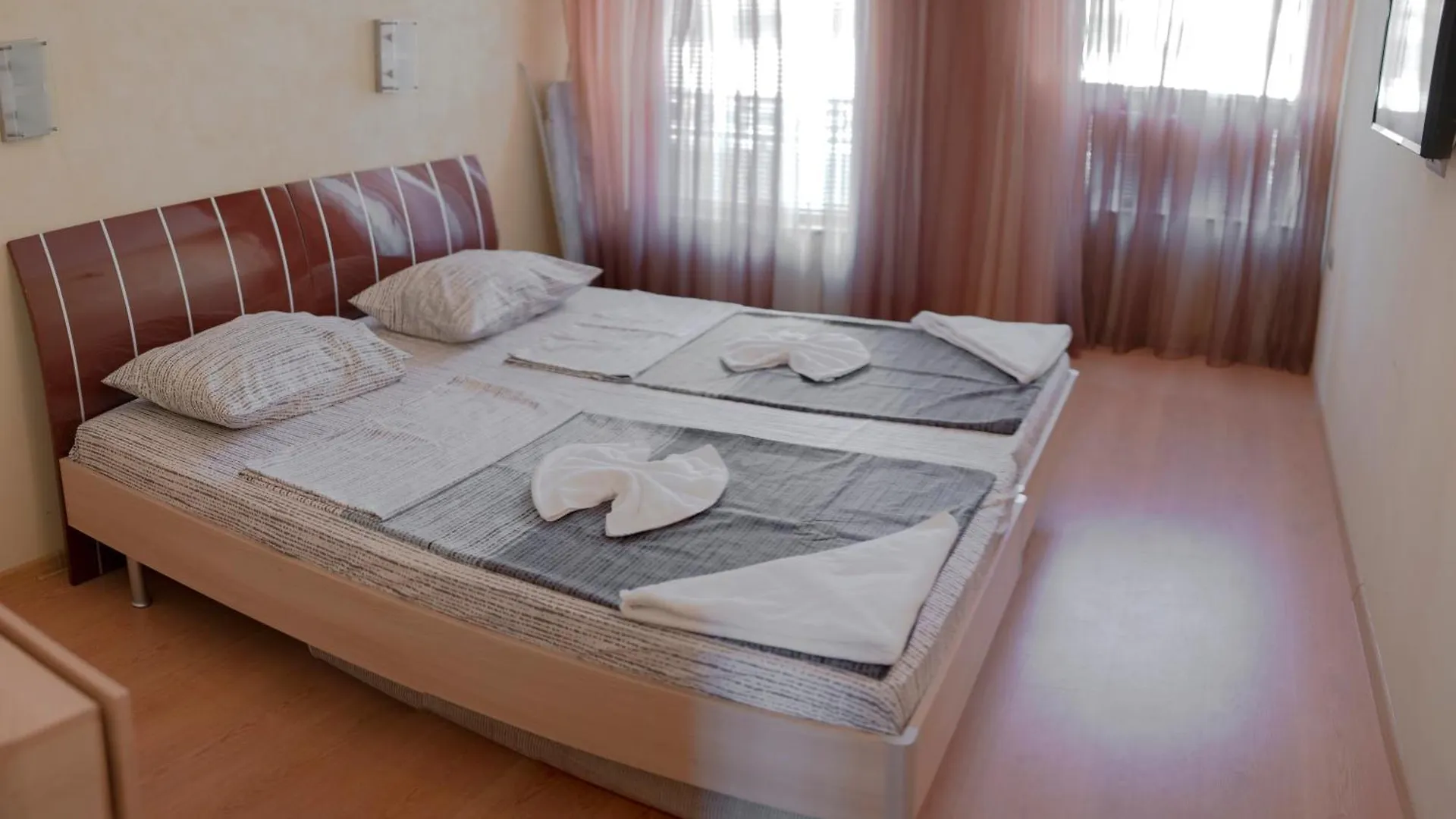 Europroperties Zlatna Kotva Apartments Aranyhomok 0*,  Bulgária